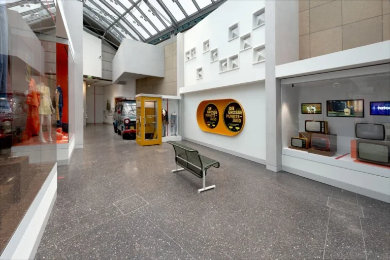 Führung durch die neue Dauerausstellung im Haus der Geschichte am 27.05.2026